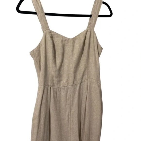 OLD NAVY Fit & Flare Linen-Blend Jumpsuit - Picture 6 of 11